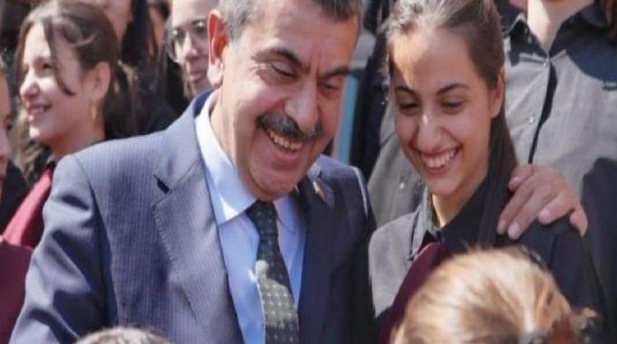 Yusuf Tekin: Öğretmenlik Meslek Kanunu Meclis&#039;in takdirinde