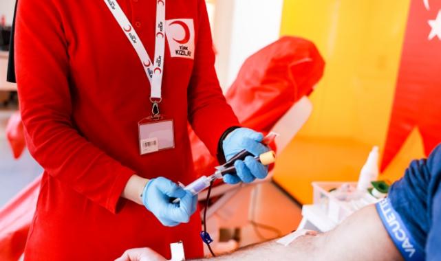 1 milyon bağışçı nakil bekleyenlere umut oluyor... Nasıl kök hücre bağışçısı olunur?