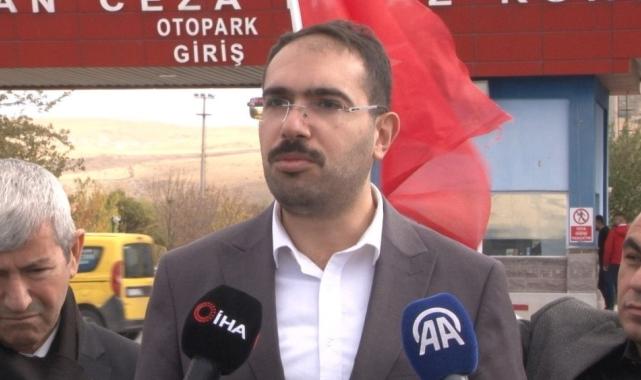 15 Temmuz gazileri Gülen’in ölümünü davul zurnayla kutladı