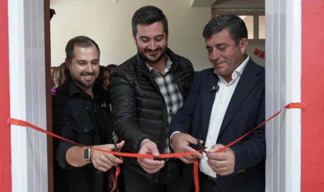 Adıyaman'da öğrencilere çifte bayram: Bilgisayar laboratuvarı oluşturuldu
