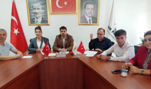 AK Parti İlçe Yönetimi, Keşan Belediyesi’nin 180 günlük çalışmasını değerlendirdi