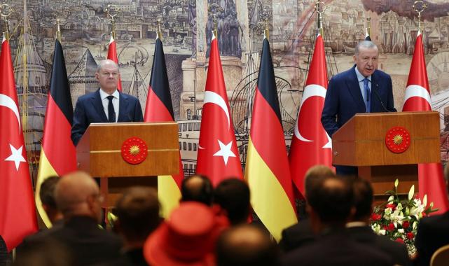 Almanya Başbakanı Scholz'dan vize açıklaması