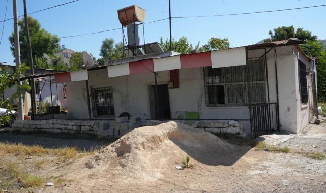 Antalya’da Hazine arazisi üzerindeki evler tahliye ediliyor