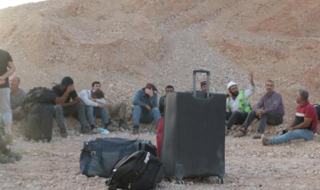 Antalya'da otluk alanda yangın: İşçilerin kaldığı yatakhane kül oldu