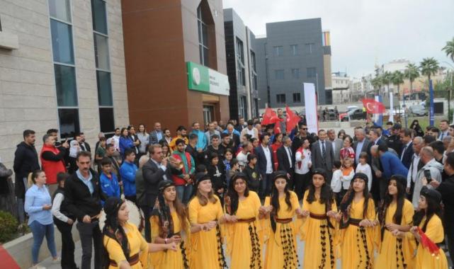 Avrupa şampiyonu Nurselen Yalgettekin'e Cizre'de görkemli karşılama