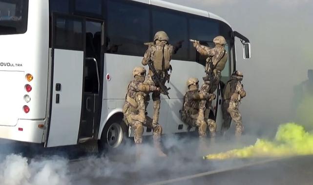 Bitlis'te Polis Özel Harekat timlerinin göreve hazırlanma süreci