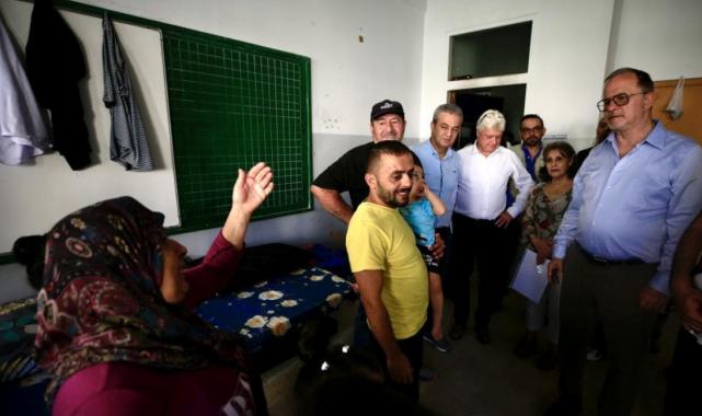 BM: Lübnan'da son 3 haftada 400 bin çocuk yerinden edildi