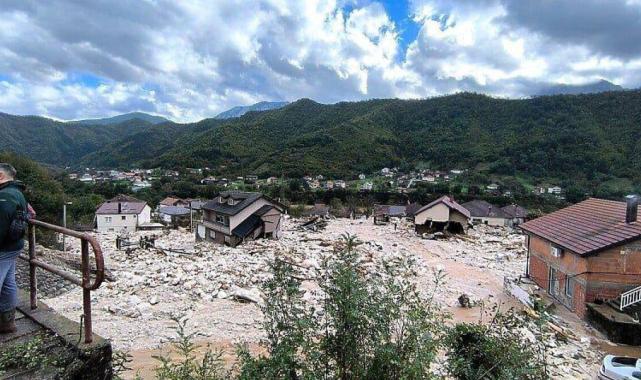 Bosna Hersek'te sel felaketi: Türkiye uzattığı yardım eliyle yaraları sarıyor