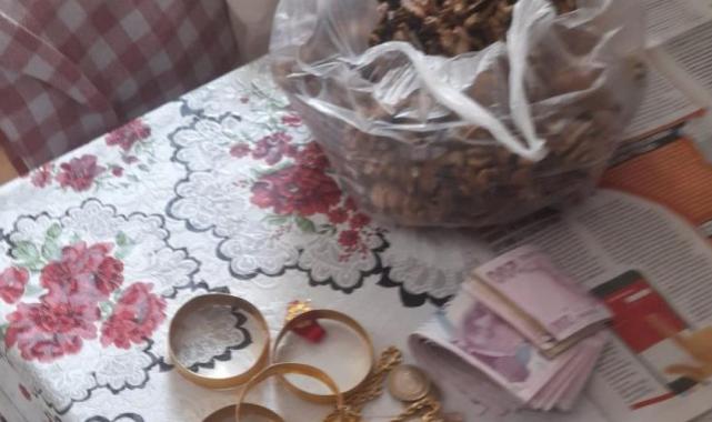 Burdur'da telefon dolandırıcılarının istediği parayı karakola götürdü: Son anda kurtuldu