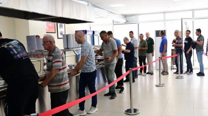 Bursa Karacabey&#039;de kent lokantasına yoğun ilgi
