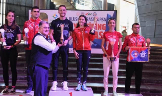 Bursa Osmangazi'de oryantiring yarışları nefes kesti