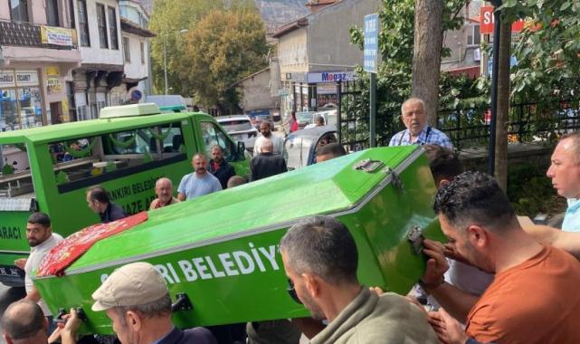 Çankırı'da eşi tarafından öldürülen kadın son yolculuğuna uğurlandı