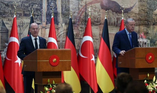 Cumhurbaşkanı Erdoğan'dan Olaf Scholz'a ayar: F-35'lerle iyi vurdunuz mu diyelim