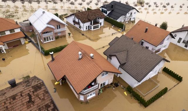 Cumhurbaşkanı Erdoğan'dan sel felaketinin yaşandığı Bosna Hersek'e taziye mesajı