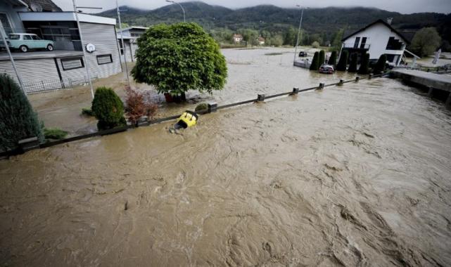 Cumhurbaşkanı Erdoğan'dan sel felaketinin yaşandığı Bosna Hersek'e taziye mesajı