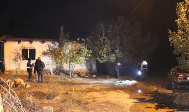 Denizli'de uyuşturucu parası için babasını ve ağabeyini öldürdü