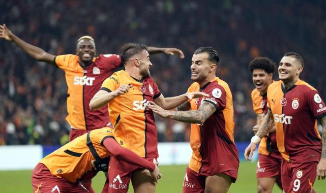 Derbi zaferinin 3'lüsü Yunus Akgün'den!
