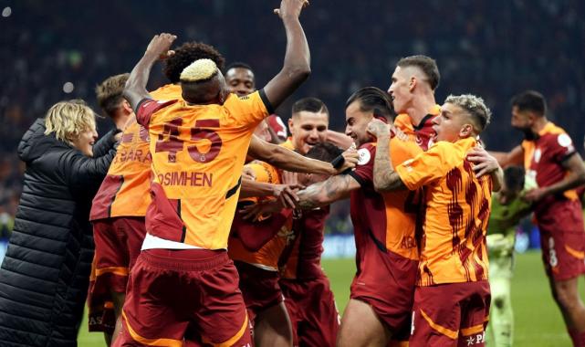 Derbi zaferinin 3'lüsü Yunus Akgün'den!