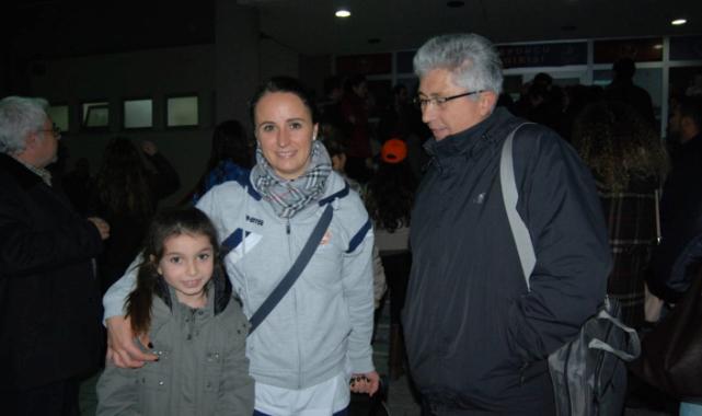 Duru Zambak, Eczacıbaşı’nda forma giymeye başladı