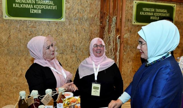 Emine Erdoğan, kadın çiftçilerle bir araya geldi