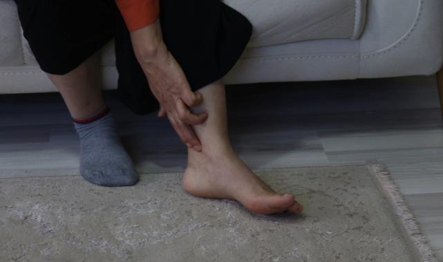 Eskişehir'de diş tedavisi için iğne vurulan kadın 7 aydır topallıyor