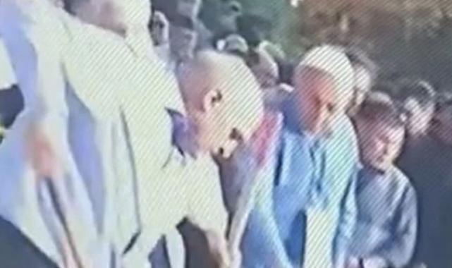 Fetullah Gülen'in cenaze töreninde dikkat çeken kare: Adil Öksüz ortaya çıktı