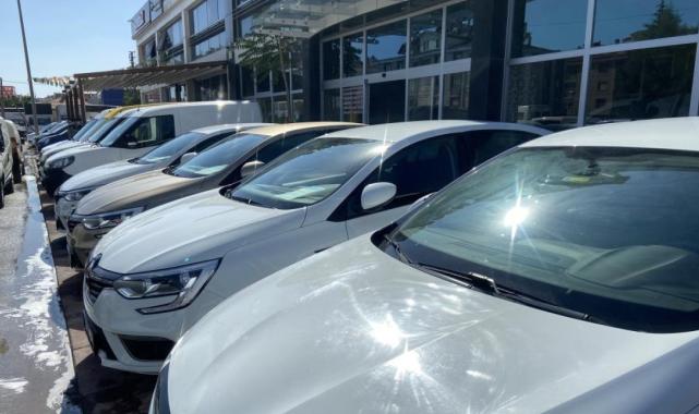 Galericiler piyasada hareketlilik için faiz artırımını bekliyor