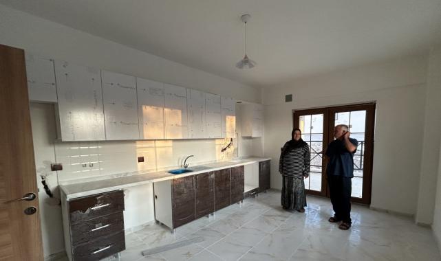 Hatay, Arsuz'da inşa edilen köy evlerinin anahtarları teslim edildi