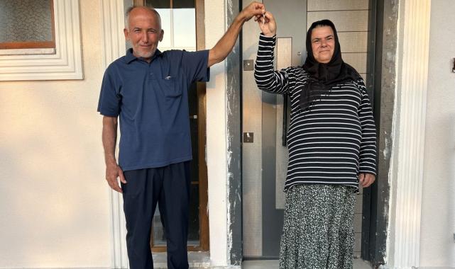 Hatay, Arsuz'da inşa edilen köy evlerinin anahtarları teslim edildi