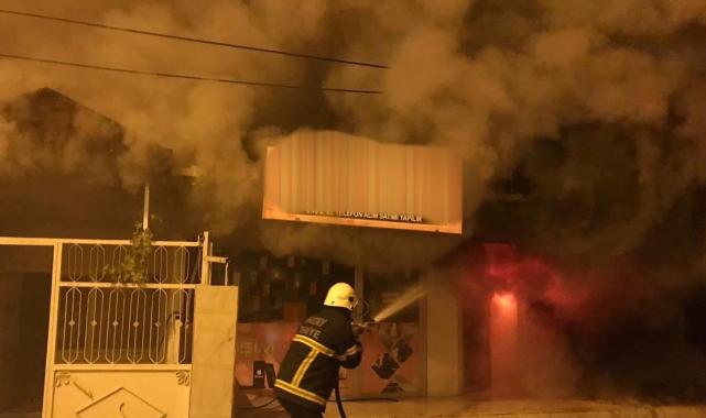 Hatay'da beceriksiz kundakçılar, iş yerini 3'üncü denemede yaktı