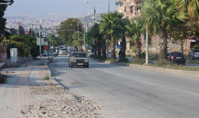 Hatay'da herkesin düz gittiği yolda geri geri ilerledi