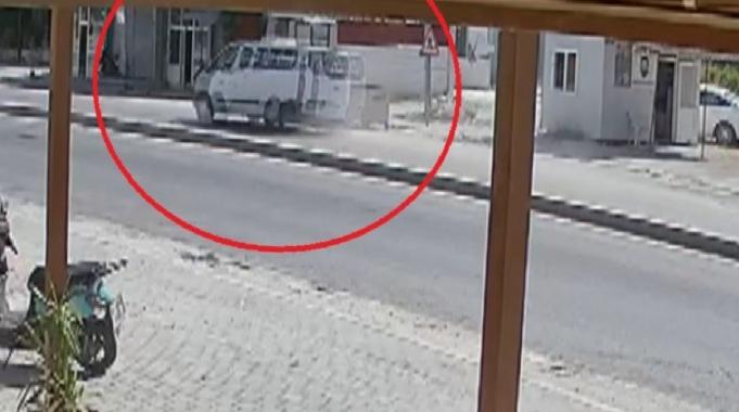 Hatay&#039;da rögar kapağı kazaya sebep oldu: Motosikletli havaya uçtu