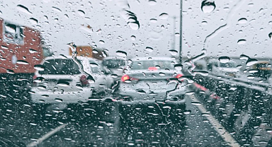 Hava sıcaklıkları düşüyor: Sağanak yağışlara dikkat