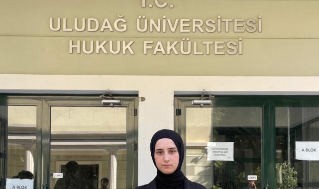 Hukuk fakültesi öğrencilerinden kadın cinayetlerine tepki