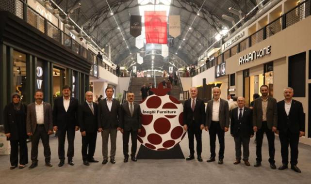 İnegöl’de mobilya şöleni devam ediyor