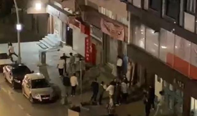 İstanbul'da düğün konvoyunda 'korna' kavgası