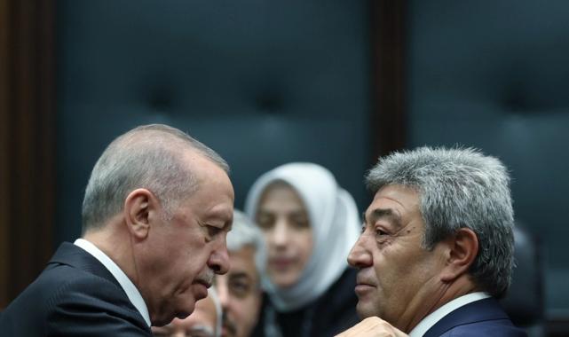 İyi Parti’den ayrılan Dursun Ataş, AK Parti’ye katıldı