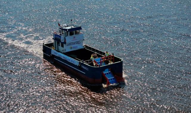 İzmir Körfezi'nin temizlenmesi için hazırlanan eylem planına Cemil Tugay imza atmadı