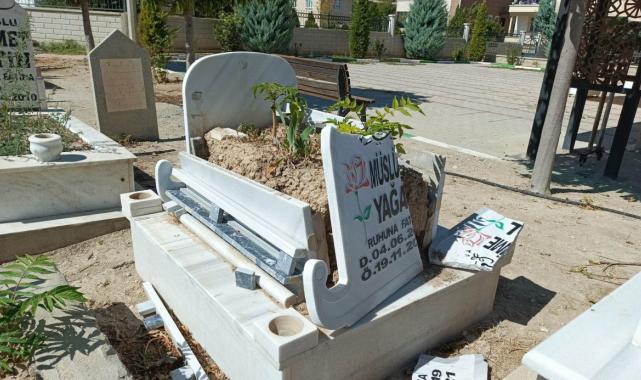 Karaman'da Müslüme Yağal'ın mezarına zarar verildi