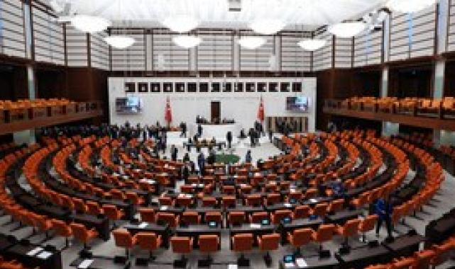 Mustafa Destici'den Savunma Sanayi Fonu'na destek