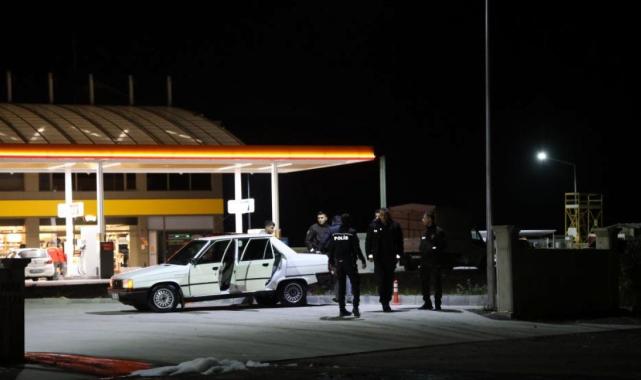 Nevşehir'de alkollü sürücü, hem aracı hem de arkadaşlarını bırakıp kaçtı