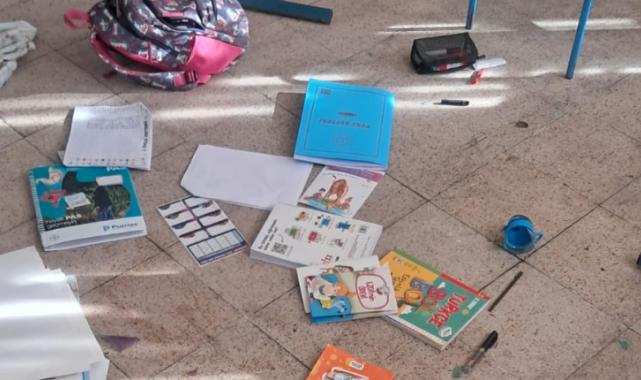 Okulda veli terörü! Gözü dönen veli sınıfı talan etti