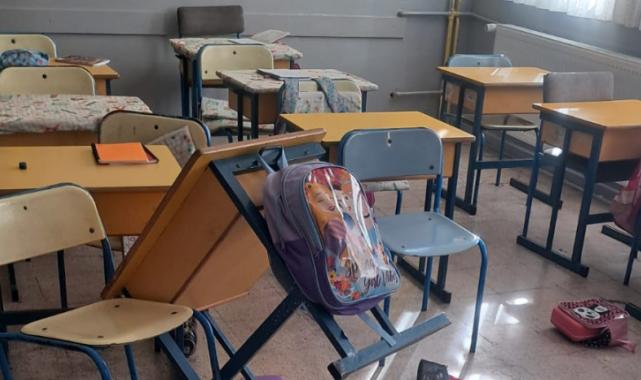 Okulda veli terörü! Gözü dönen veli sınıfı talan etti