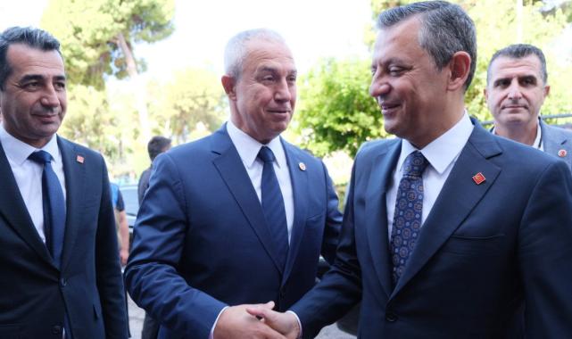 Özgür Özel, Antalya'da