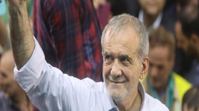 Pezeşkiyan: Tek kutuplu sistemin temelleri artık çürüdü