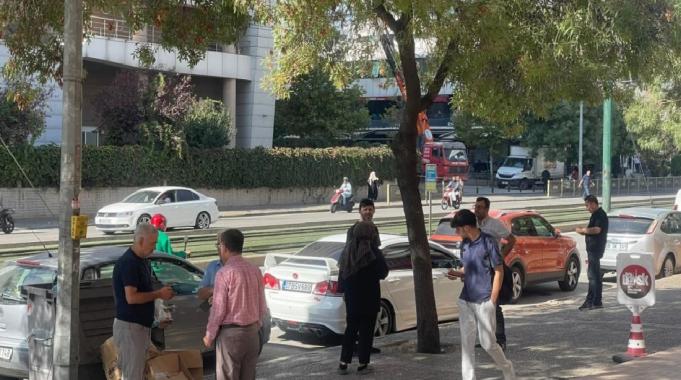 Siirt&#039;te yaşanan depremin tanığı vatandaşlardan iç burkan açıklamalar