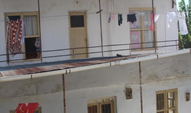 Antalya’da Hazine arazisi üzerindeki evler tahliye ediliyor