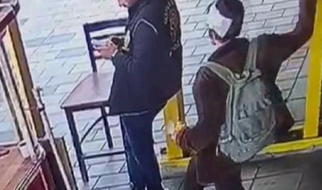 Beyoğlu'ndaki polise bıçaklı saldırıda anneden itiraflar: Her seferinde hastane tarafından serbest bırakıldı