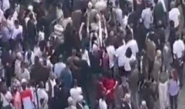 Diyarbakır'da DEM Parti'den alçak provakasyon: Bebek katili lehine slogan attılar