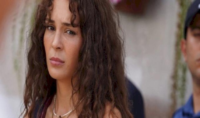 Gizli Bahçe'nin Nazlı'sı Ebru Şahin'i oyunculuk mezunu sananlar yanıldı! Meğer asıl mesleği...